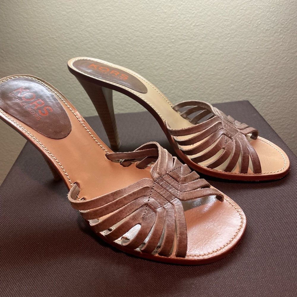 Michael Kors Vintage High Heel Sandals 10